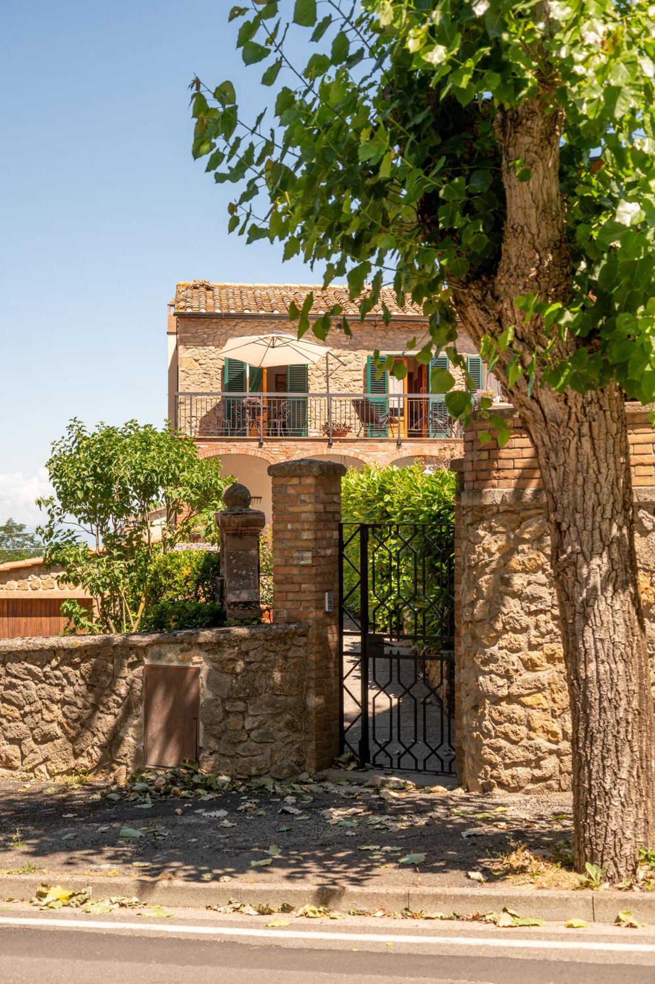 La Domus Di Marta Apartment Volterra Exterior foto